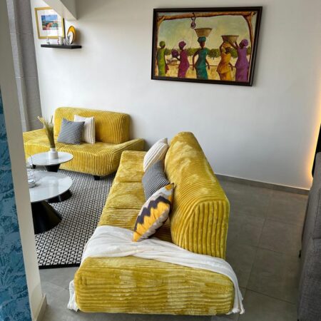 Salon 23 carrƩ 6 places